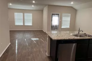 312 Comal Dr, Huntsville, TX 77340 - Photo 10