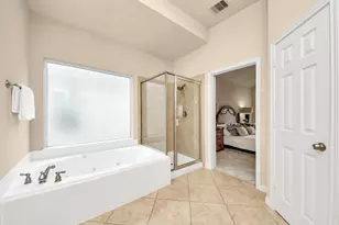 3531 Urban Woods Trail, Houston, TX 77008 - Photo 34