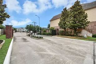 3531 Urban Woods Trail, Houston, TX 77008 - Photo 14