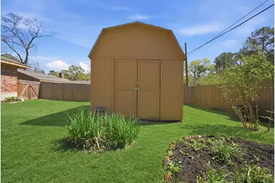 1105 Northpine Drive, Conroe, TX 77301 - Photo 8