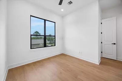 1325 W 22nd Street, Houston, TX 77008 - Photo 22