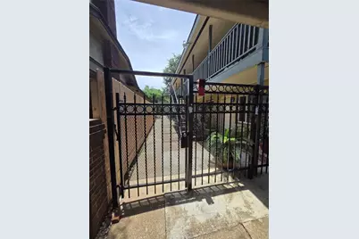 3910 Dallas Street #3, Houston, TX 77023 - Photo 1