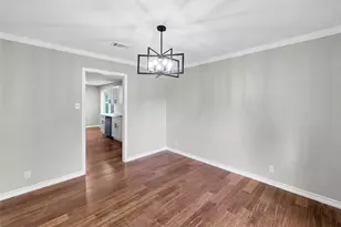 13595 Leaning Oaks Dr, Beaumont, TX 77713 - Photo 12