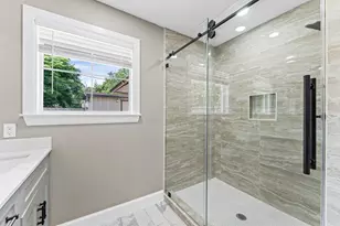 7718 Dillon St, Houston, TX 77061 - Photo 12
