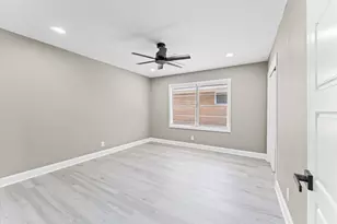 7718 Dillon St, Houston, TX 77061 - Photo 14