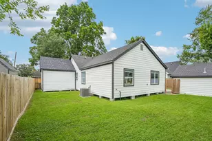 1005 Sue St, Houston, TX 77009 - Photo 26