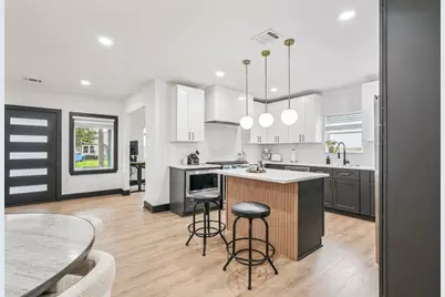 1005 Sue Street, Houston, TX 77009 - Photo 2