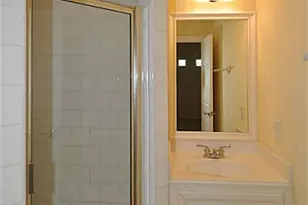 6215 Sutherland Square, Houston, TX 77081 - Photo 20