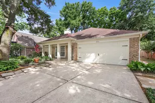 8910 Driftstone Dr, Spring, TX 77379 - Photo 28