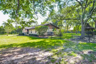3207 Hamm Rd, Pearland, TX 77581 - Photo 2