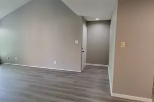 10053 Westpark Dr, Houston, TX 77042 - Photo 8