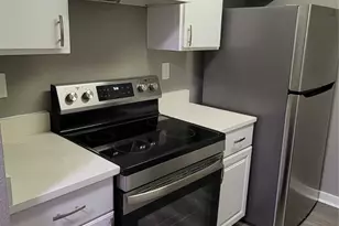 10053 Westpark Dr, Houston, TX 77042 - Photo 12