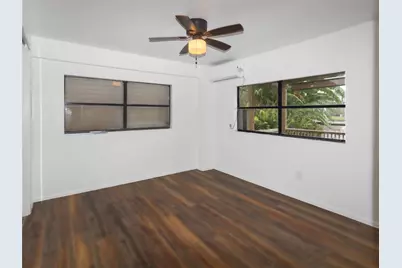 176 Barracuda Street #B, Bayou Vista, TX 77563 - Photo 6