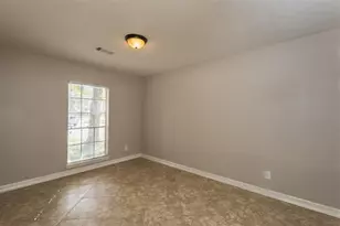 7403 Tall Pines Dr, Houston, TX 77088 - Photo 16