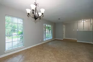 7403 Tall Pines Dr, Houston, TX 77088 - Photo 6