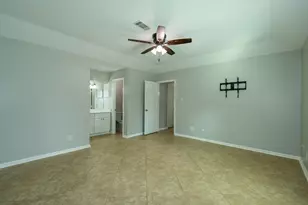 7403 Tall Pines Dr, Houston, TX 77088 - Photo 14