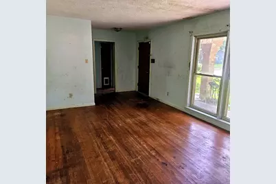 219 Carnation Street, Lake Jackson, TX 77566 - Photo 6