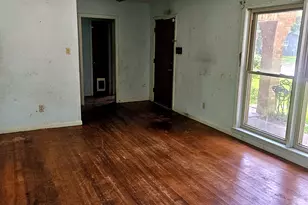 219 Carnation St, Lake Jackson, TX 77566 - Photo 6