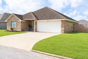 4804 Tarpon Dr, Bay City, TX 77414 - Photo 1