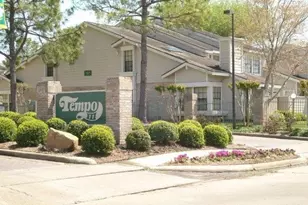 11983 Bob White Dr, Houston, TX 77035 - Photo 18