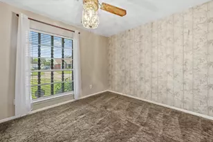 8834 Sandstone St, Houston, TX 77036 - Photo 10