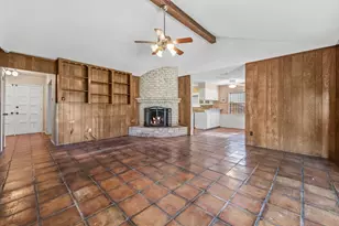 8834 Sandstone St, Houston, TX 77036 - Photo 6
