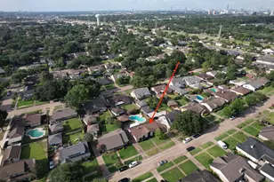 8834 Sandstone St, Houston, TX 77036 - Photo 28