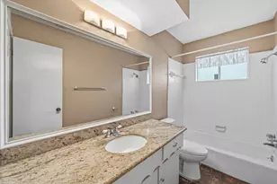 8834 Sandstone St, Houston, TX 77036 - Photo 18