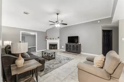 13751 Sablesprings Lane, Houston, TX 77014 - Photo 10