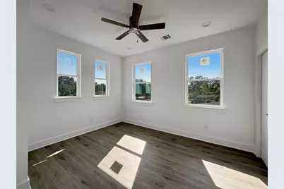 5427 Bellfort Avenue #B, Houston, TX 77033 - Photo 18