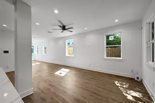 5427 Bellfort Ave, Houston, TX 77033 - Photo 10