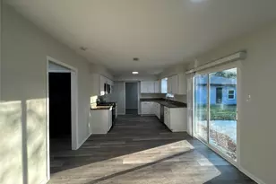 2406 Lynn Dr, Pearland, TX 77581 - Photo 12