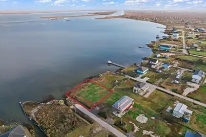 1050 N Margaret Road, Gilchrist, TX 77617 - Photo 8