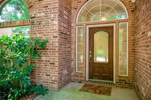 111 Regan Mead Ct, The Woodlands, TX 77382 - Photo 2