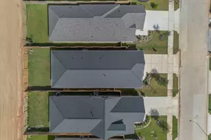 2858 Orange Leaf Dr, Fulshear, TX 77423 - Photo 4