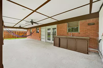 1407 Avenue I, Houston, TX 77587 - Photo 22