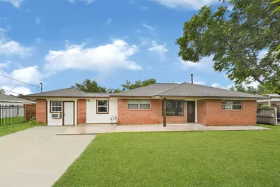 1407 Avenue I, Houston, TX 77587 - Photo 1