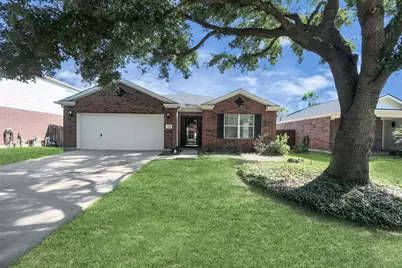 2822 Sandberry Drive, Kingwood, TX 77345 - Photo 2