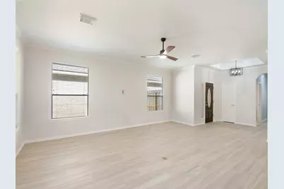 199 W Lilac Ridge Place, Conroe, TX 77384 - Photo 14