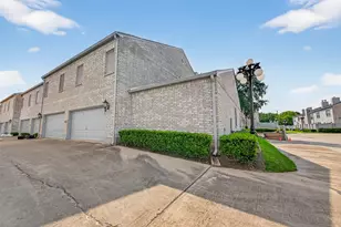 360 Wilcrest Dr, Houston, TX 77042 - Photo 48