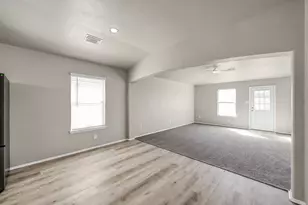 3139 Lodgemist Ln, Dickinson, TX 77539 - Photo 12