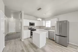 3139 Lodgemist Ln, Dickinson, TX 77539 - Photo 16