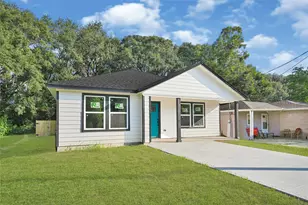 6024 Jackson Ln, Texas City, TX 77591 - Photo 2