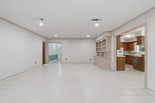 2111 Riverlawn Dr, Houston, TX 77339 - Photo 12