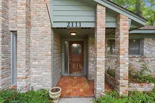 2111 Riverlawn Dr, Houston, TX 77339 - Photo 4