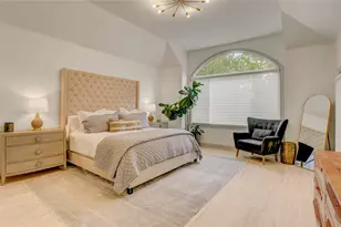18 Dartmoor Ct, Sugar Land, TX 77479 - Photo 18