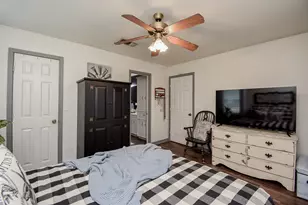 4427 Co Rd 382, Louise, TX 77455 - Photo 14