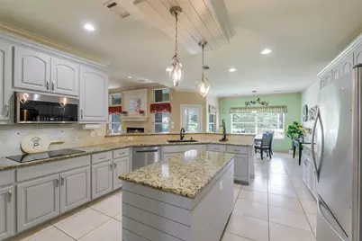 8 Fairfield Drive, Montgomery, TX 77356 - Photo 8