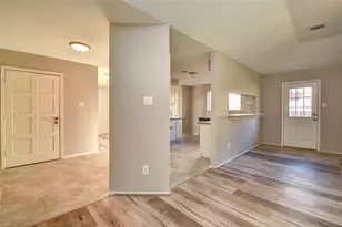 17226 Broken Back Dr, Crosby, TX 77532 - Photo 8