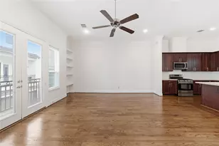 960 W 24th St, Houston, TX 77008 - Photo 18